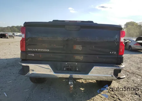 2023 Chevrolet Silverado K1500 Ltz z USA, uszkodzony, nr VIN 2GCUDGED6P1109264